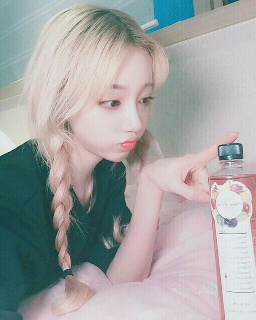 黄发女头