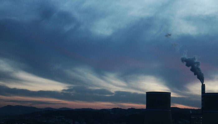 灰色天空