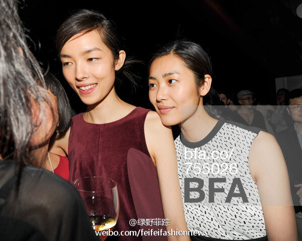 cfda/vogue派对上的@angelica张宇 @孙菲菲lz @刘雯 @雎晓雯 主编率领