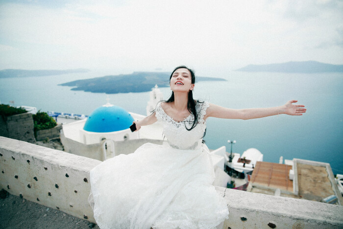 希腊风婚纱_迪丽热巴希腊婚纱图片(3)