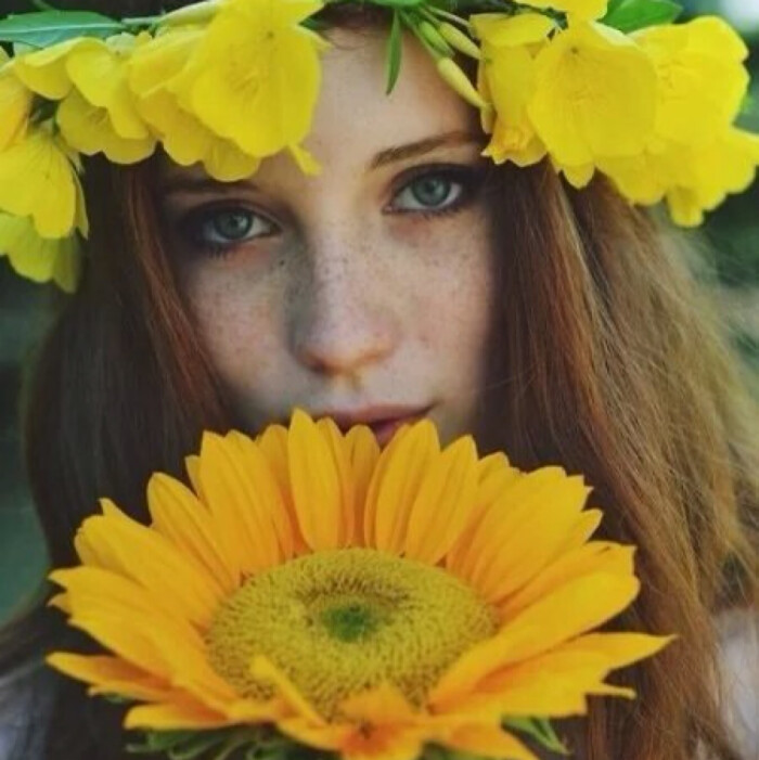 欧美头像 女 仙子和她的花