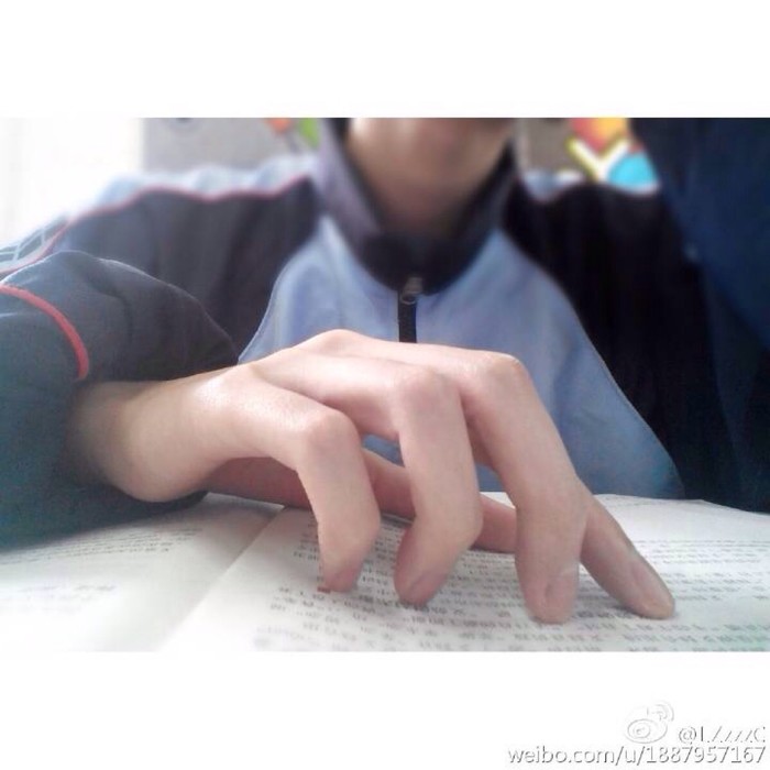 手控 男生 三次元 头像 自裁 壁纸 妖孽 美图 骨节分明.[by彼岸花殇i]