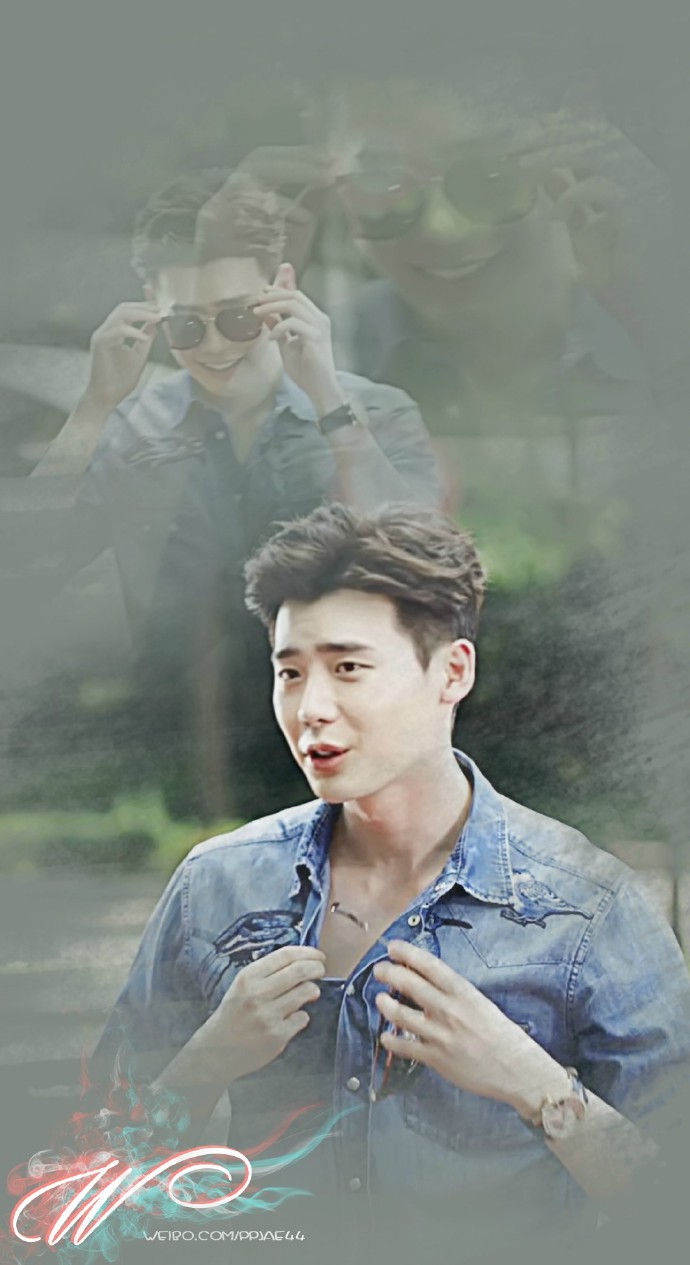 w两个世界##李钟硕# 手机壁纸(cr:pp宰44)