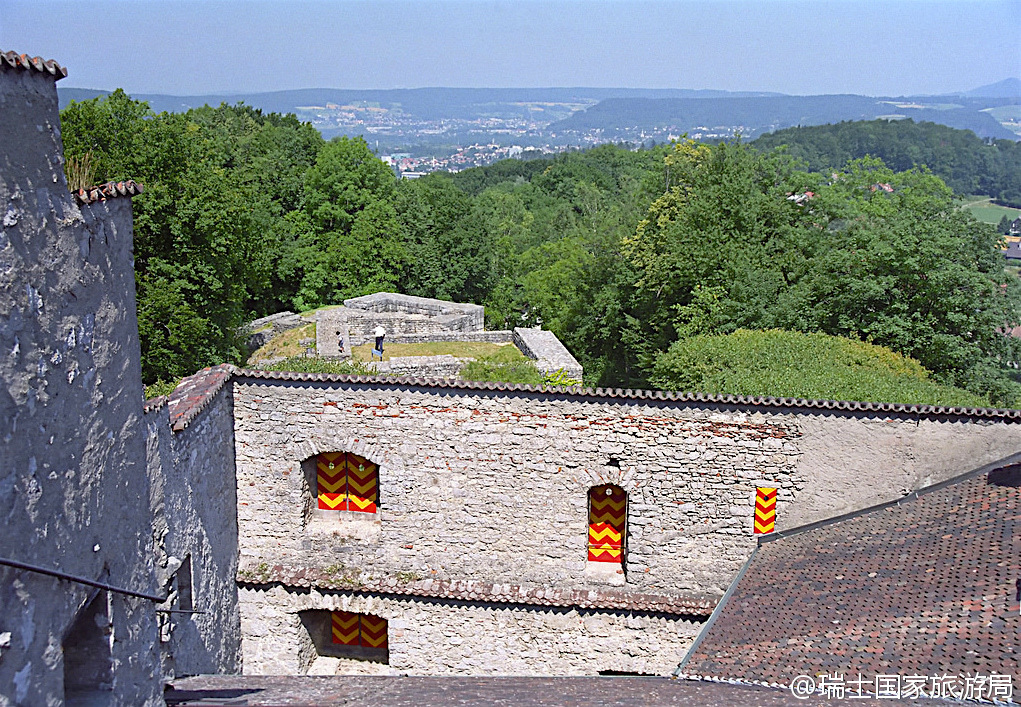 瑞士最具魅力的城堡#哈布斯城堡(schloss habsburg,离城市比较远