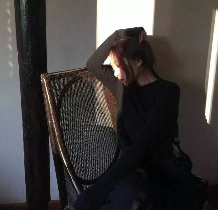 世中仙儿の女生头像 闺蜜头像 欧美女头 原宿风女头 高冷女头 潮女头