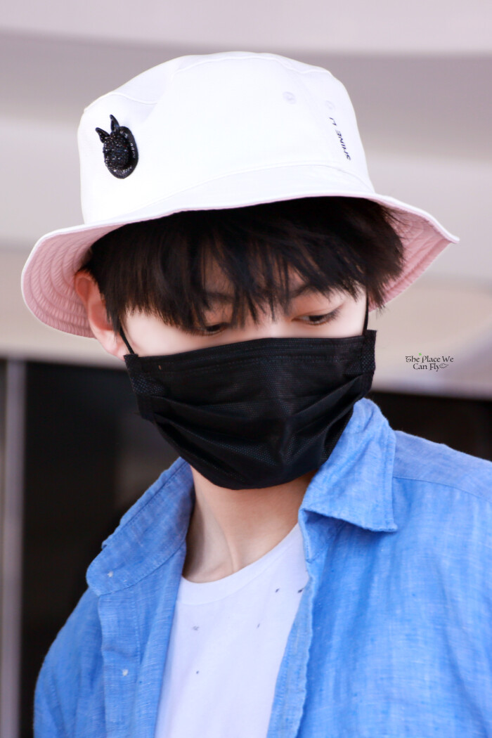 王俊凯#tfboys王俊凯#tfboys#160401 三亚oppo广告拍摄 cr:the