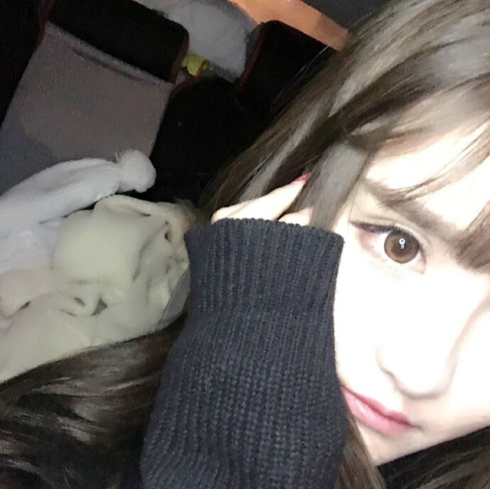 [韩系 女生 欧美 半身 唯美 遮脸 镜子照 中式风 安静 可爱 卖萌 个性