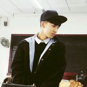 真人男头
