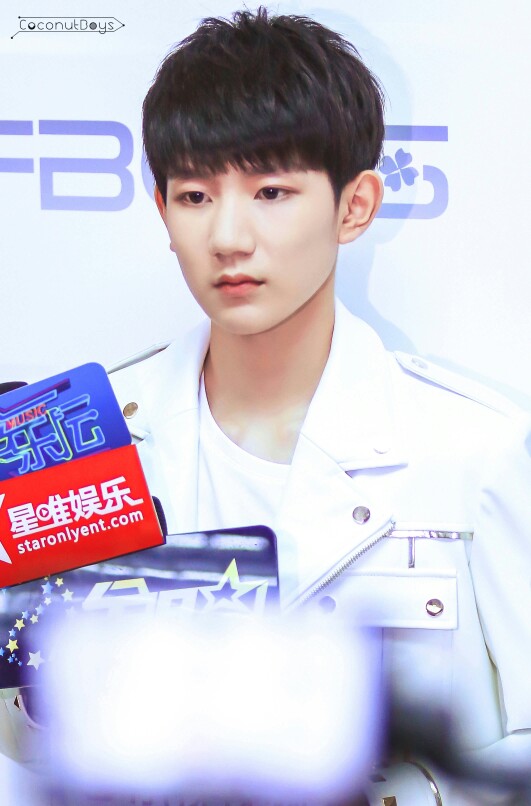 王源 #tfboys 三周年粉丝见面会 高清 帅气