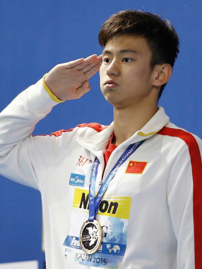 巅峰到低谷人们埋怨宁泽涛不能为中国游泳在奥运会上实现突破时大概已