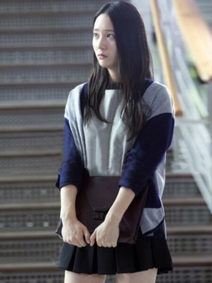f(x) - krystal郑秀晶 继承者们---李宝娜