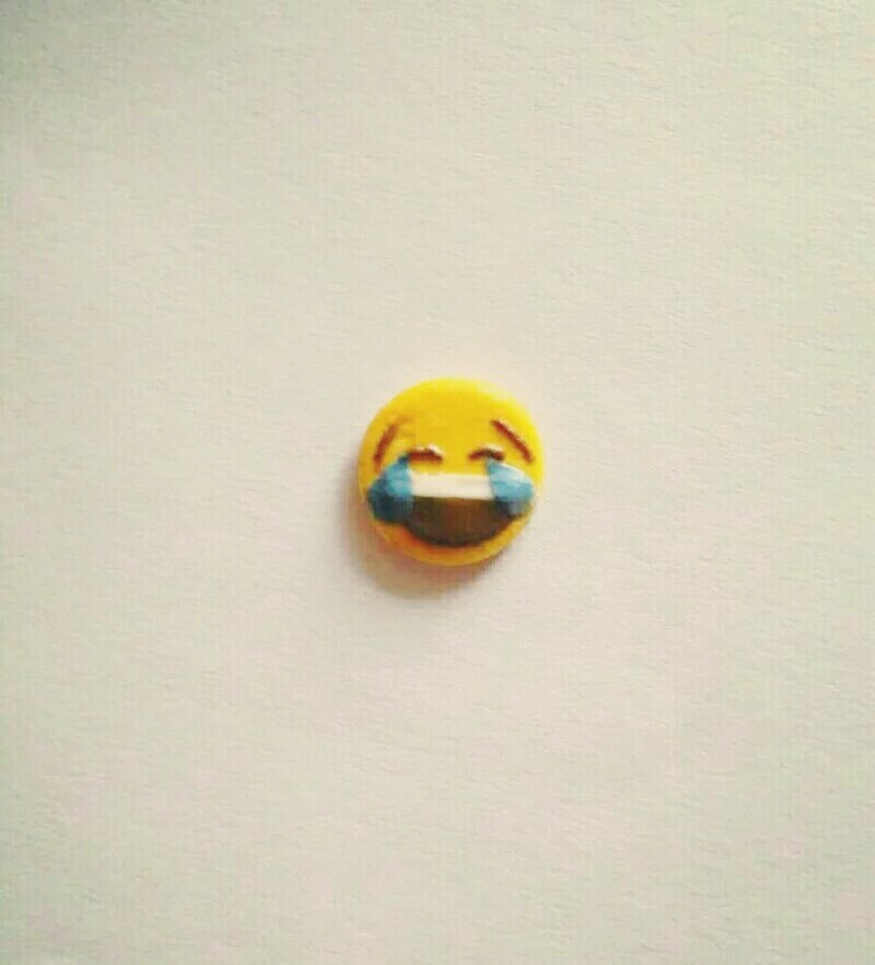 emoji笑哭表情包