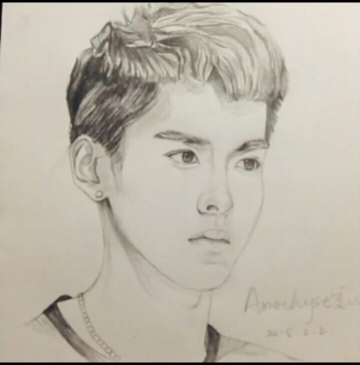 吴亦凡手绘 素描漫画 卡通吴亦凡 kris exo 花美男 偶像 明星 帅哥 小