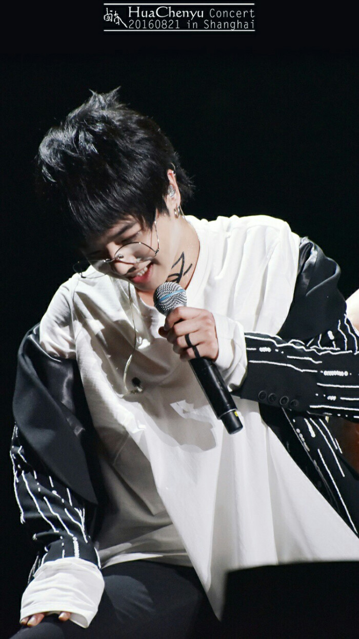 华晨宇 2016火星演唱会 上海站 高清壁纸