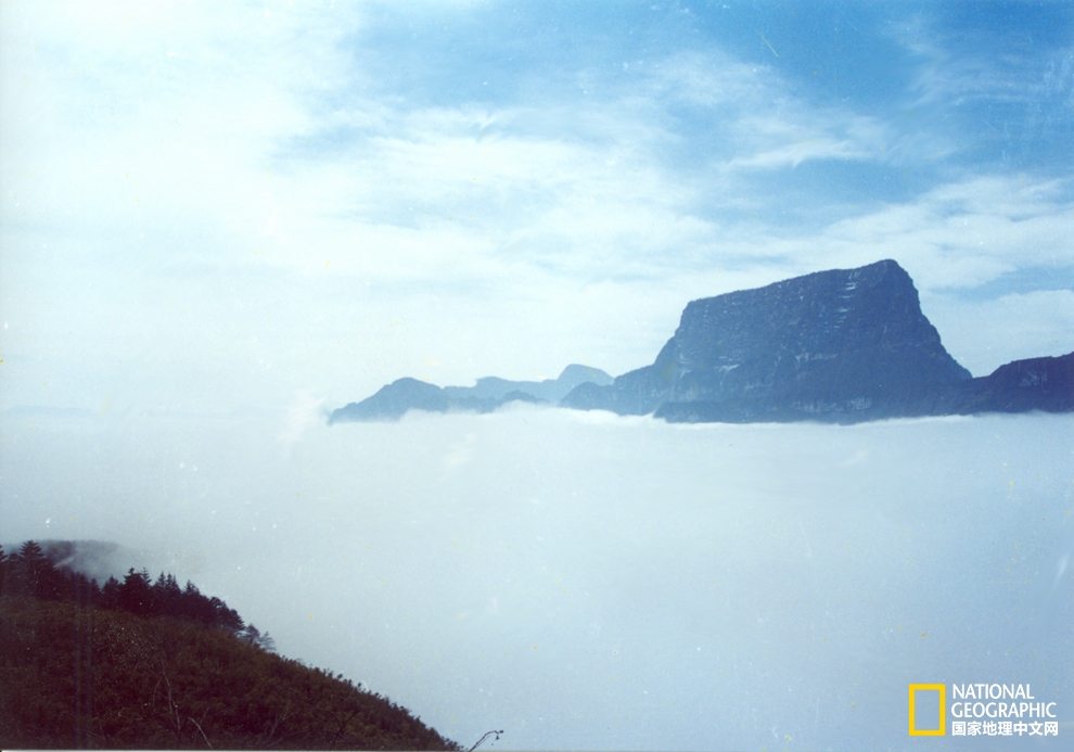 四川乐山 大瓦山