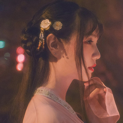 月月の图 古风 自截 少女 古代少女 古代美女 古风女子 自截头像 古风