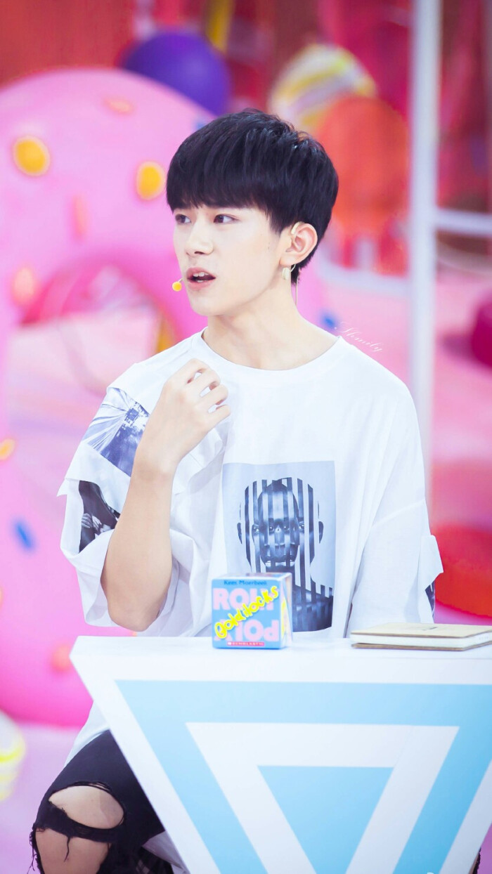 易烊千玺#tfboys 湖南卫视夏日甜心 高清 可爱 甜