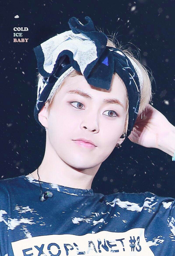 xiumin 秀珉 金珉锡 exo 萌的不要不要的