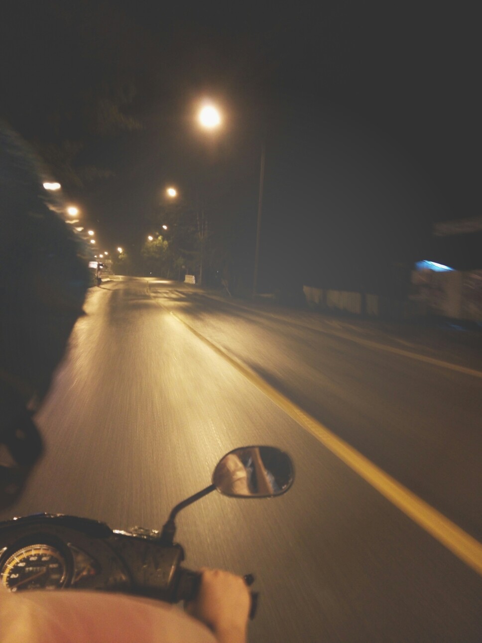 夜骑摩托车#17,oct