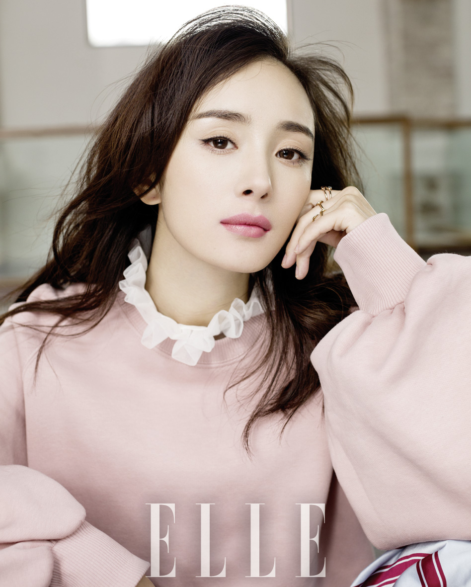 2016《elle 世界服装之苑》十一月刊封面:杨幂(大幂幂最近的颜值upup