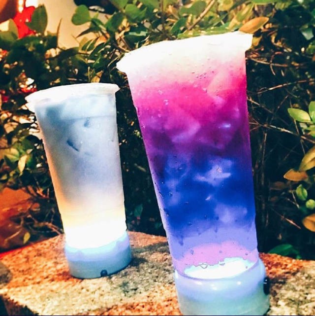 蝶豆花柠檬茶