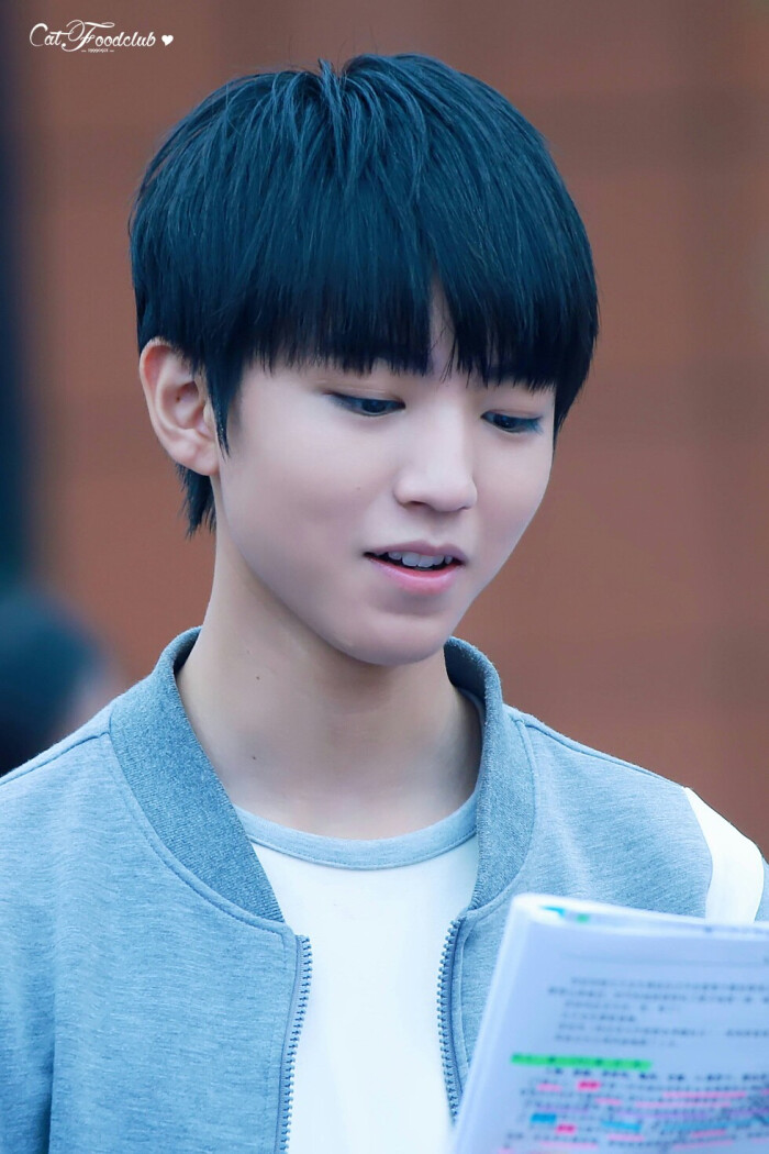 王俊凯 #tfboys 电视剧我们的少年时代拍摄花絮 高清 帅气