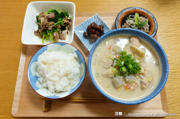 三时三餐 美味 yammy 厨房 下厨房 晚餐 好吃 小吃 食物 饕餮 食谱