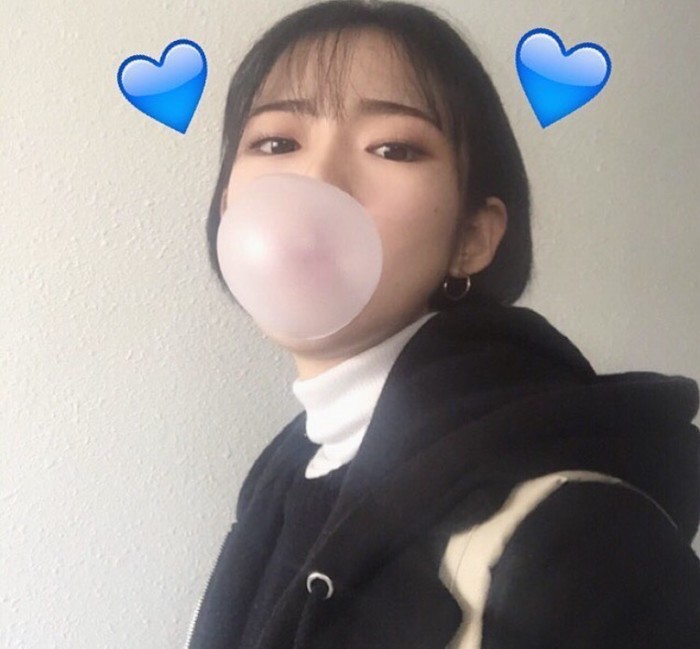 白以南の#韩系女头#女头售卖馆#森系#小清新#玩网#自拍 #女生头像