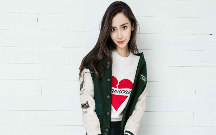 angelababy2021照片,angelababy2021 angelababy杨颖最新时尚美拍写真高清壁纸,很清新时尚的一组写真图片