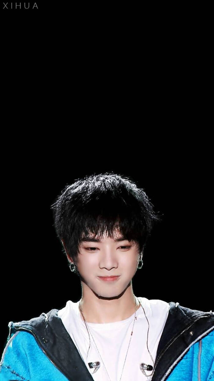 华晨宇 东方卫视《天籁之战》 高清壁纸