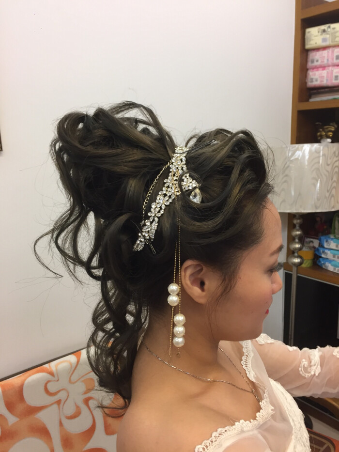 编发# 造型#新娘发型#新娘造型#舞台发型#街头发型#搞笑图片#美女