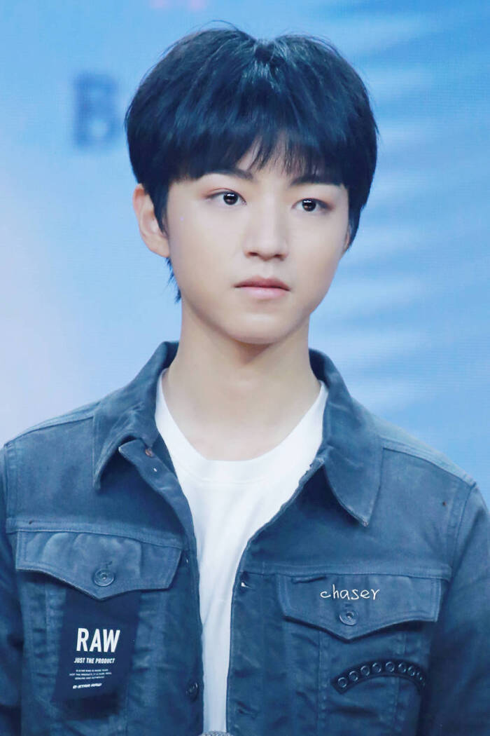 王俊凯 #tfboys 20161128易烊千玺十六岁生日会 高清 帅
