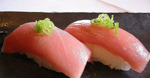 金枪鱼腹寿司(Tuna Belly)