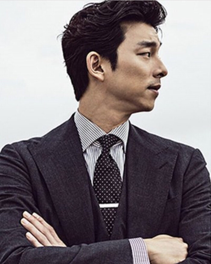 孔刘(gong yoo),1979年7月10日出生于釜山,韩国男演员 2001年拍摄kbs