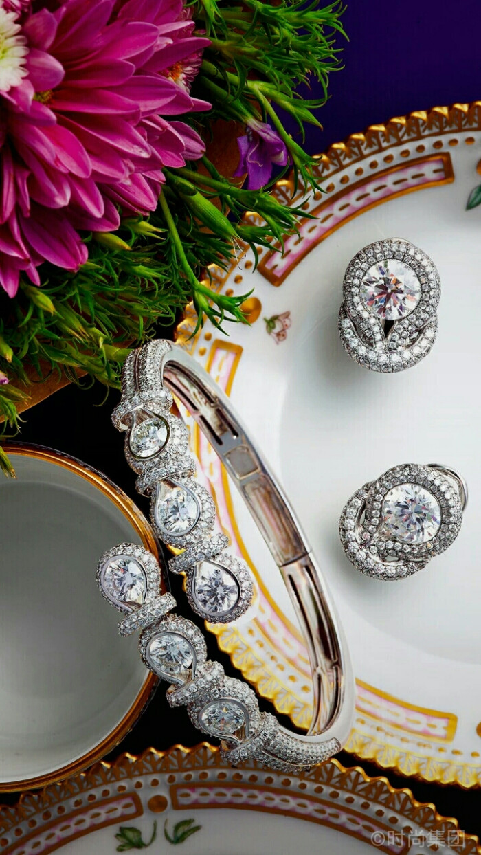 珍瓷美钻 优良的品性是内心真正的财富,而…-堆