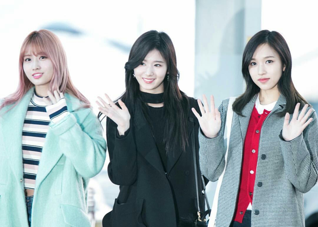 momo&sana&mina