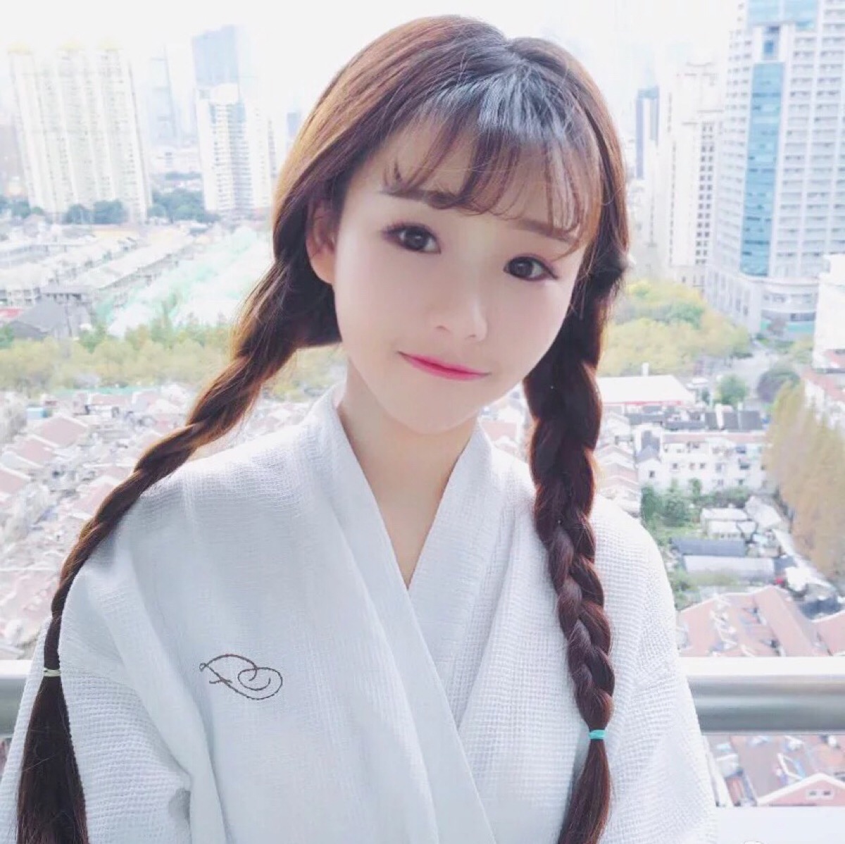 待秋 女生头像 女头