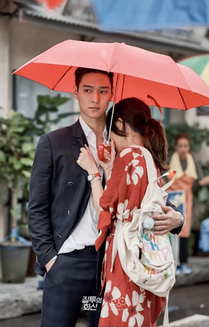 嫉妒的化身---第一次不是你扑进我的怀里，…-堆糖，美好生活研究所