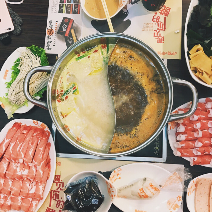 心心念念的呷哺呷哺火锅~