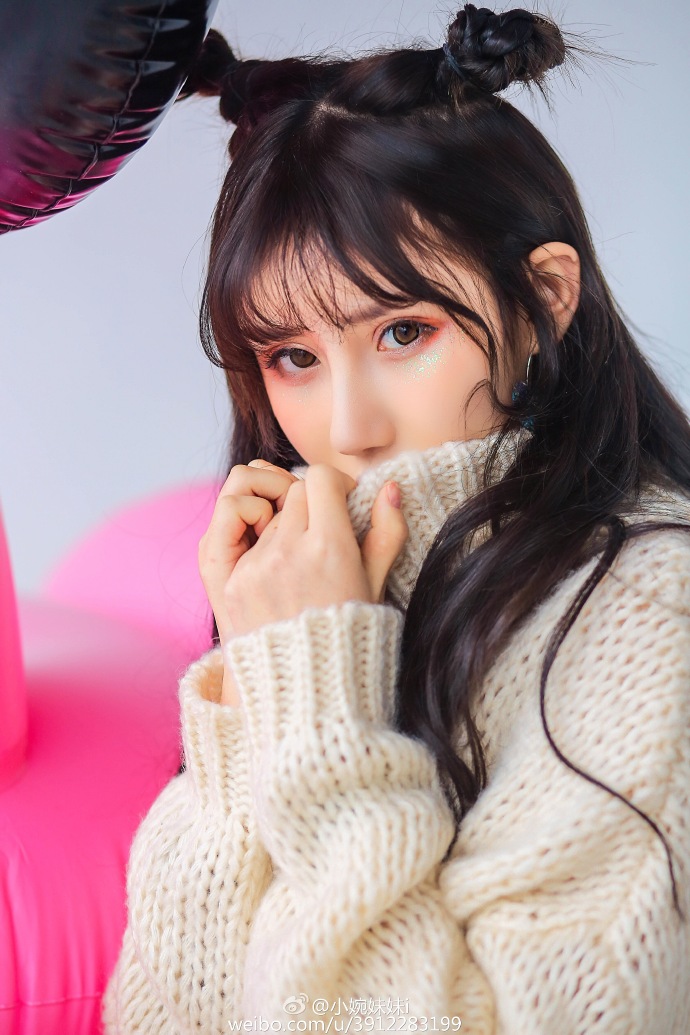 网红 少女心 粉色 艺术照 头像 彩妆