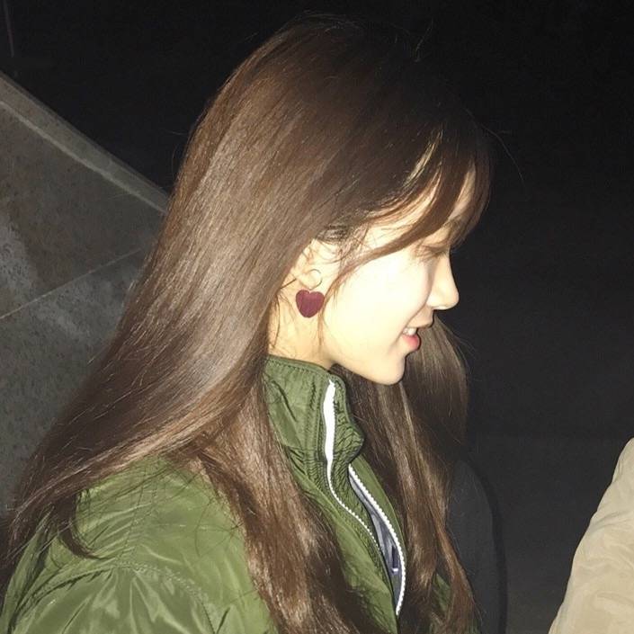 背影 情头 韩系头像 个性潮流 混搭 气质 半身 女神 网络红人 时尚