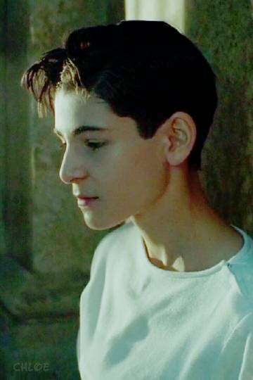 ks 大卫马佐兹 david mazouz