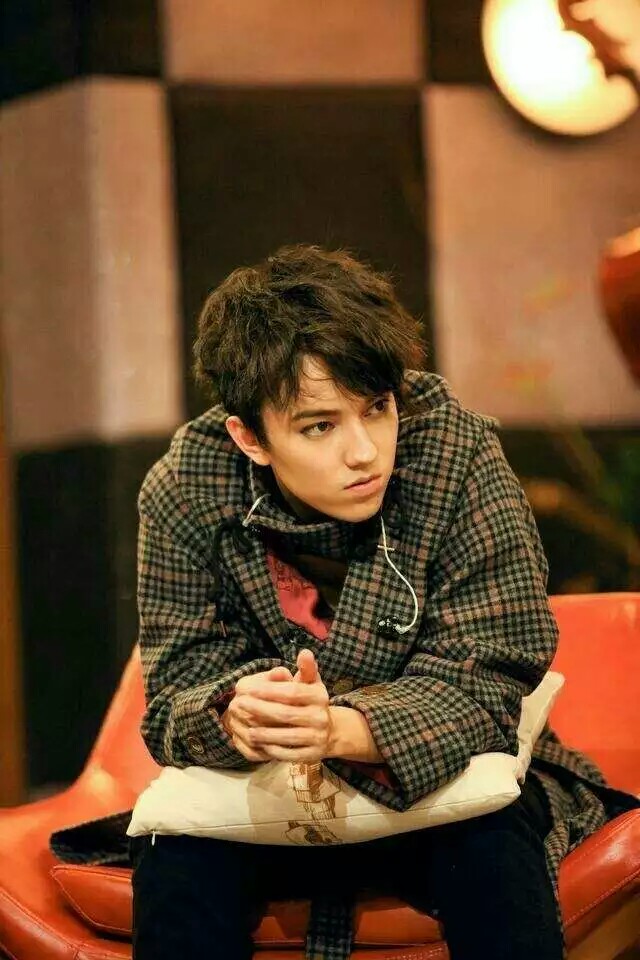 进口小哥哥迪玛希dimash