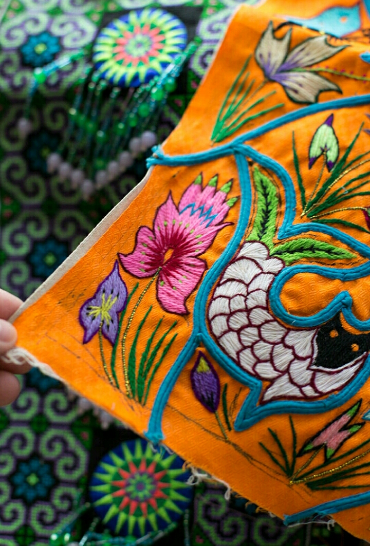 贵州苗族刺绣艺术作品欣赏