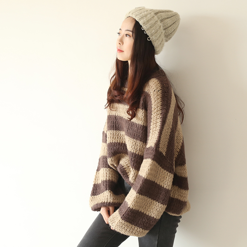 soloki 韩国宽松慵懒随性温暖显瘦 套头咖啡色条纹毛衣 女
