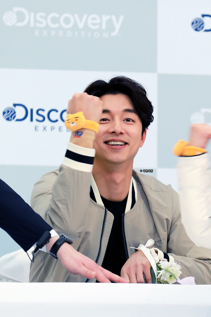 gong yoo 孔刘/孔侑 discovery签名会高清饭拍汇总