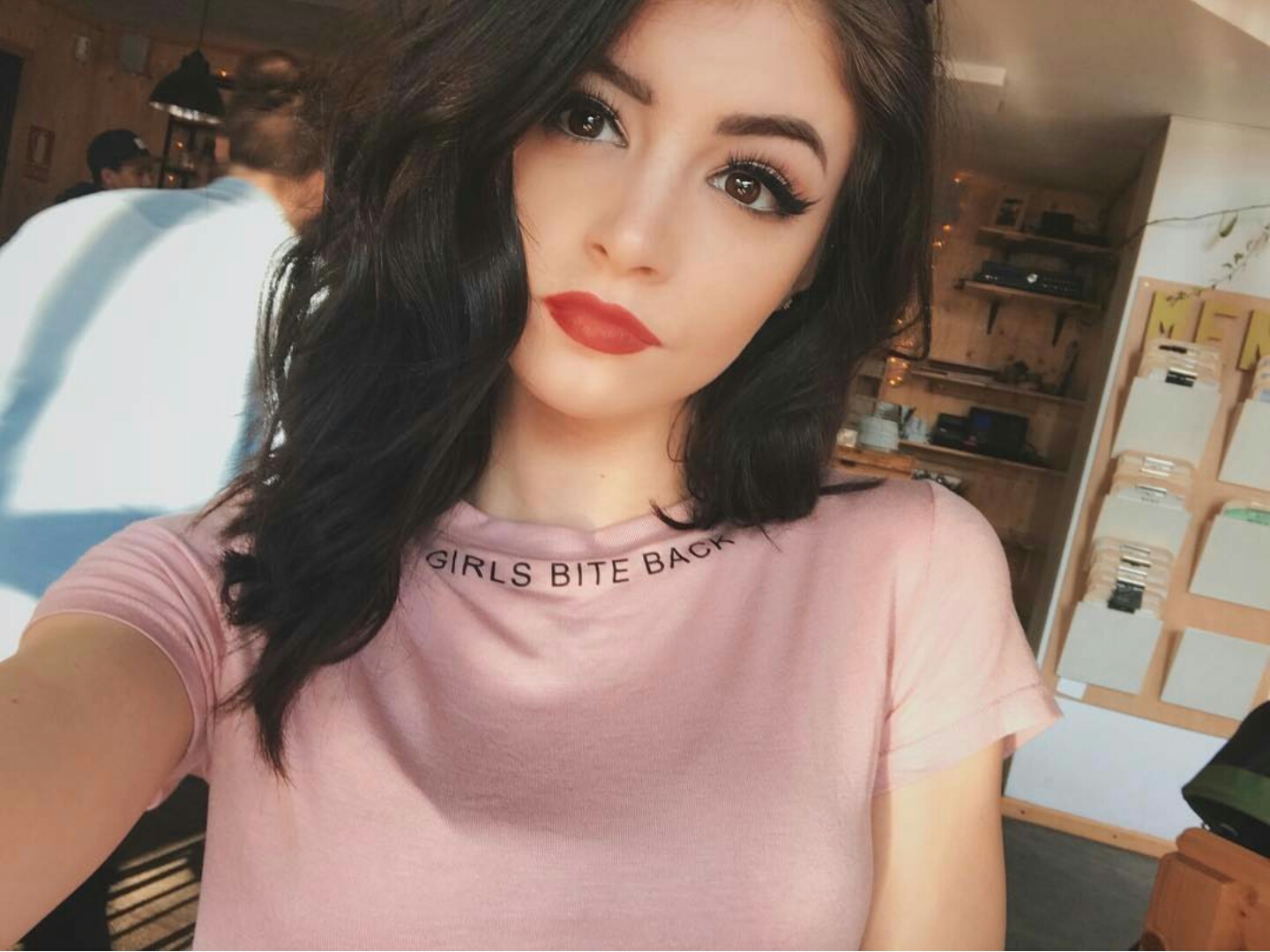 chrissy costanza 欧美 头像 壁纸