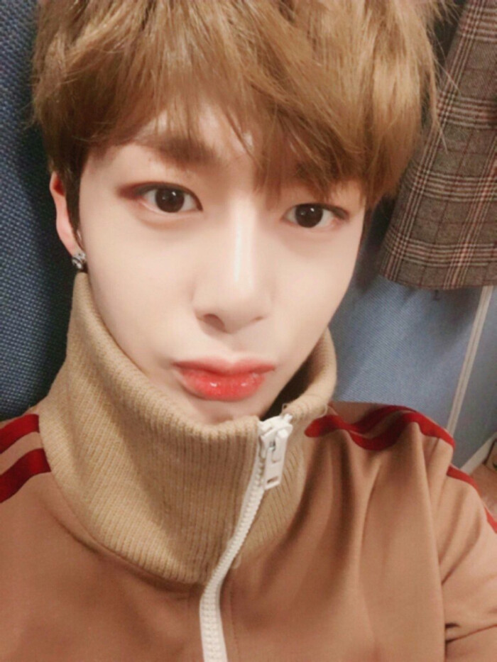 monstax_hyungwon亨元 蔡亨源 蔡老师 菜很圆╯3)