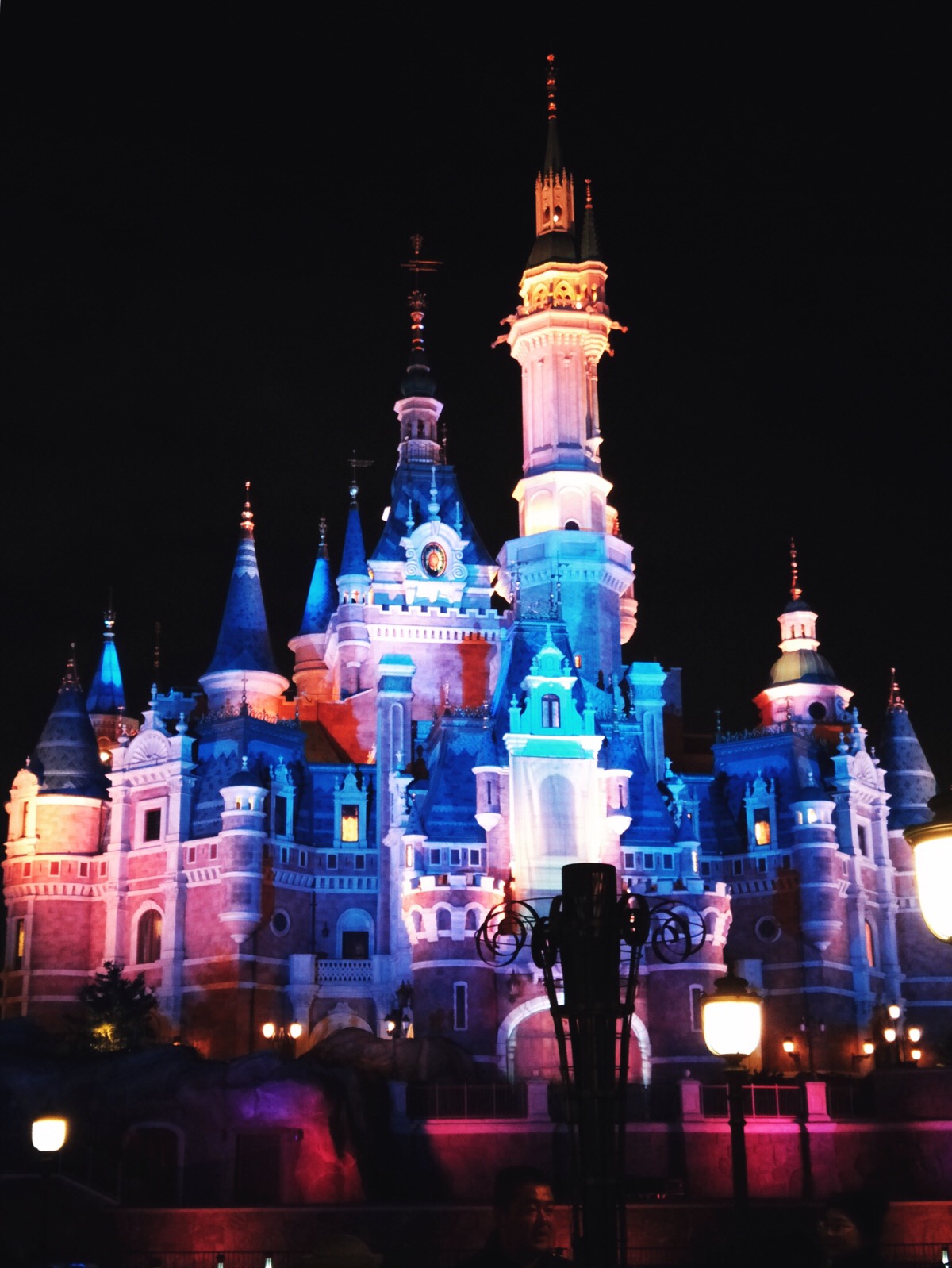 上海迪士尼乐园 夜晚的城堡