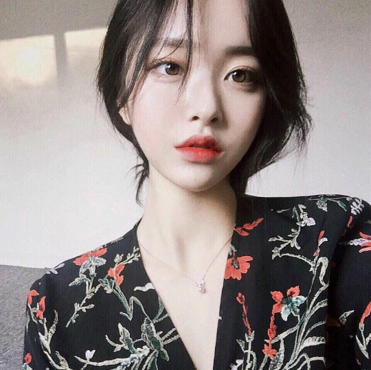 闺蜜头像# #女生头像# #自截头像# #头像# #明星头像# #韩系头像